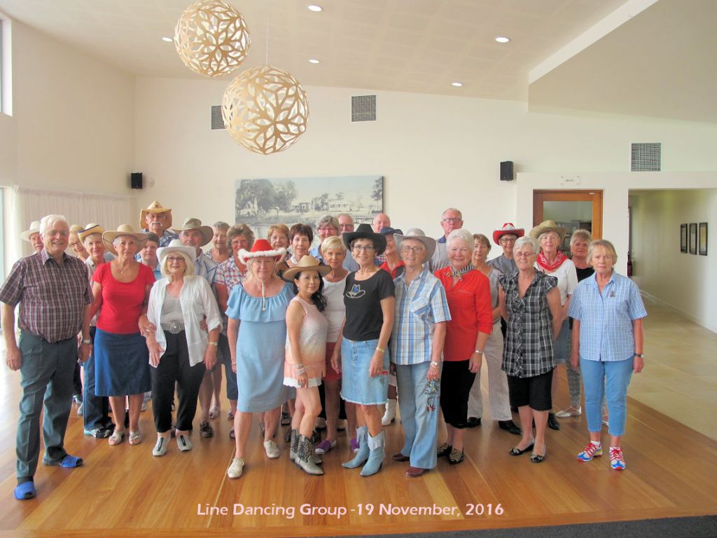 LandingLine's tweet image. Photos landinglinedancingblog.home.blog/2019/05/24/pho…