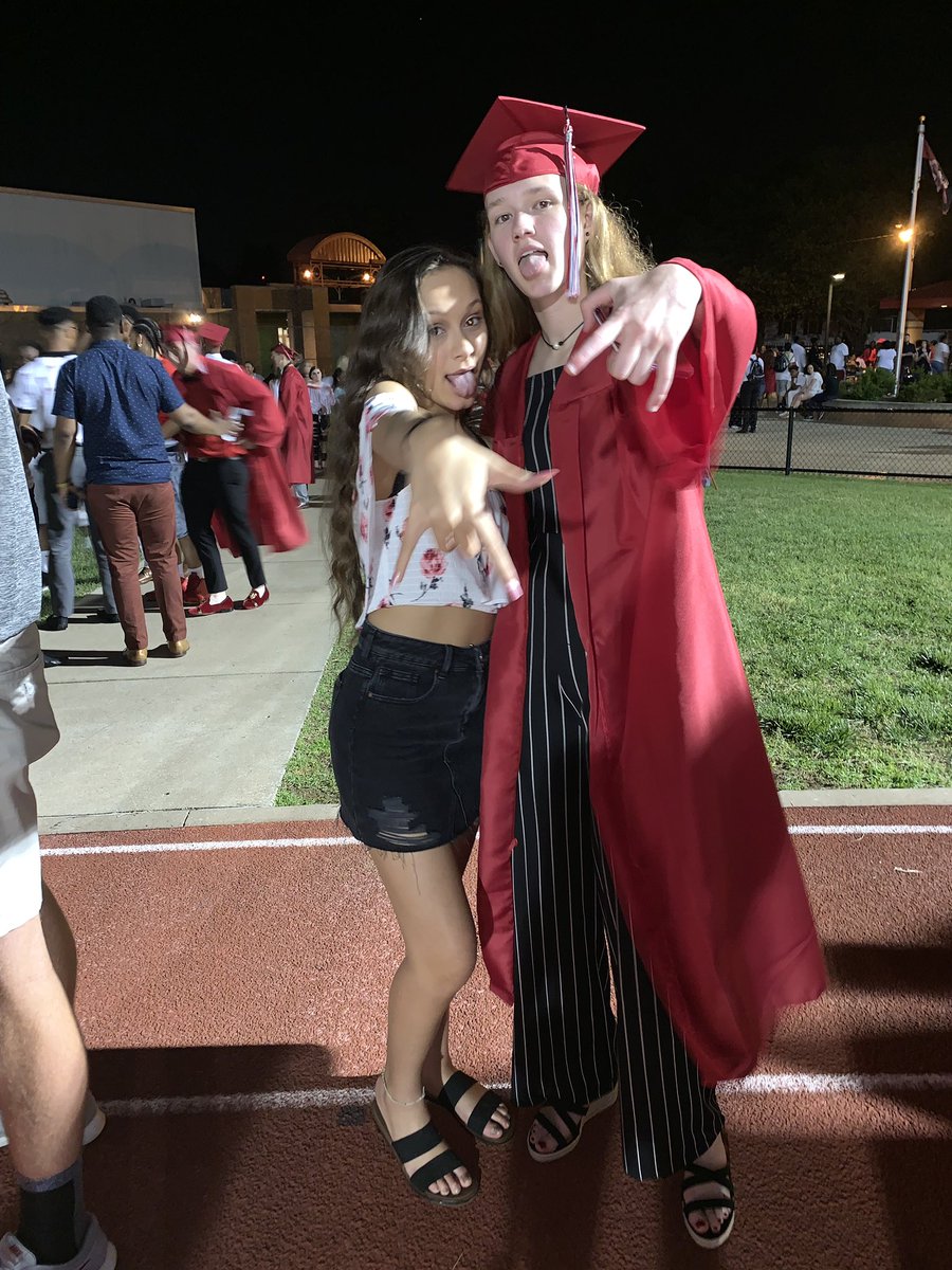 brikellams's tweet photo. happy bday to 1/4 of the OGs๐โค๏ธ @M_beck13 i love u sm and am so thankful weโve gotten so close #OGsForLife so sad ur leaving but ur gunna do big things in college๐ชโค๏ธโค๏ธ and we will come up and visit often:) https://t.co/PqxEnSAsWy