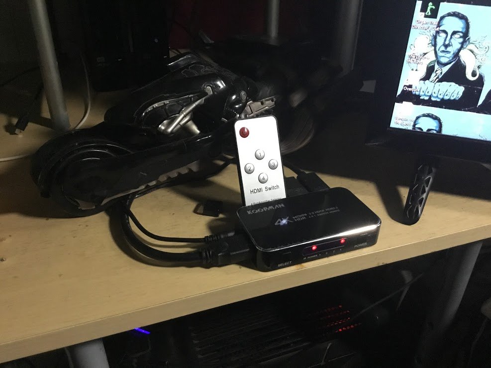 Koopmantech's tweet photo. 4K 60Hz HDMI 2.0 Switch tester sharing time 
#giveaway Win yours by:
Follow @Koopmantech &amp; RT 
Comment what are your game consoles (#ps4 #XboxOneX #XboxOne #NintendoSwitch #box360 #XboxShare )
📷 by OrneryAndMean @PlayStation @Xbox @NintendoAmerica https://t.co/1GMwUTLpgE