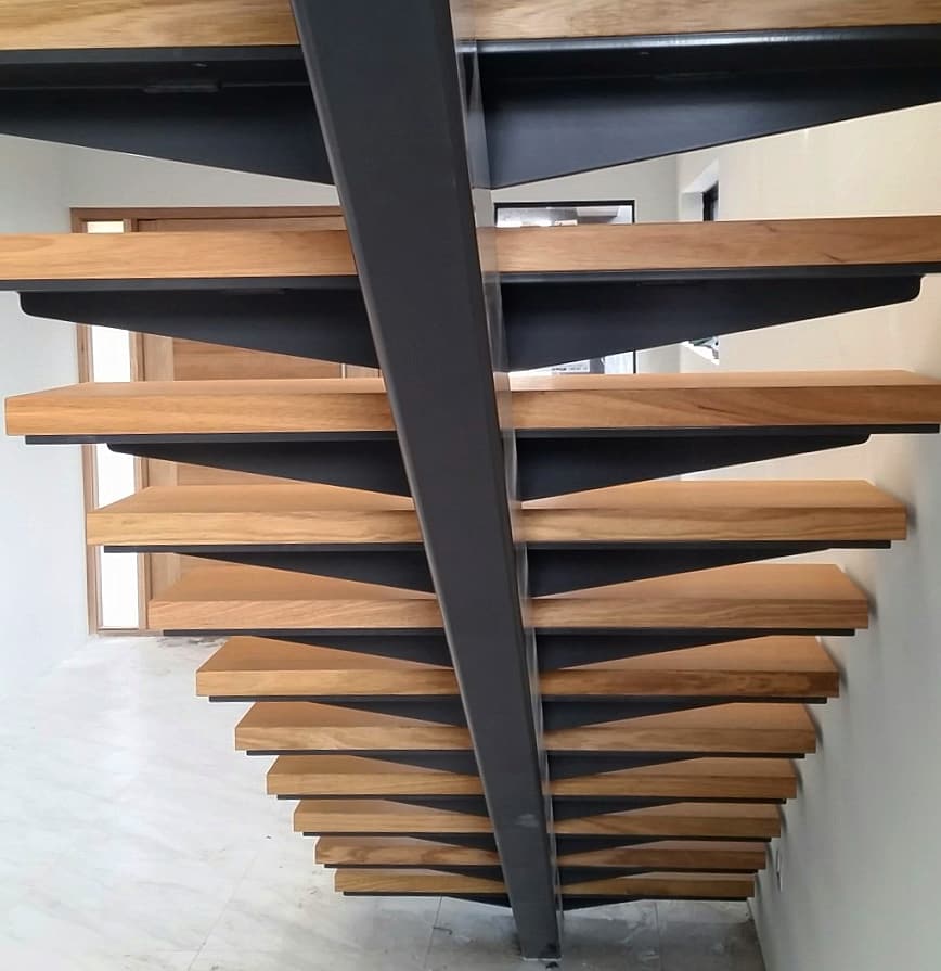 BalustradingWA's tweet photo. This #spinestair now has the #timber treads installed and is looking #awesome.
Next we install the #balustrade which will be #stainlesssteel and #glassbalustrade. 
@BalustradingWA https://t.co/en4m9OZto0
