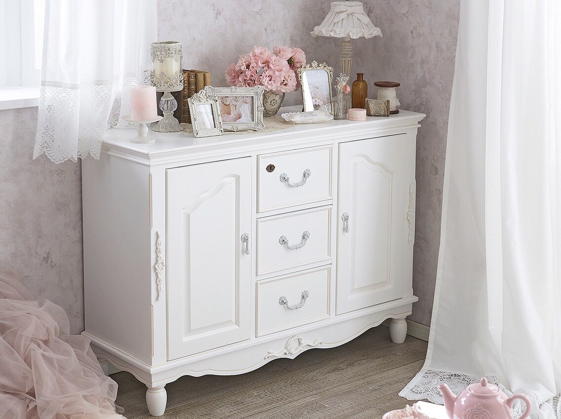 𝐑𝐨𝐦𝐚𝐧𝐭𝐢𝐜 𝐏𝐫𝐢𝐧𝐜𝐞𝐬𝐬 ロマプリ Twitter પર アンティーク調のかわいい鍵がついたソレイユ家具シリーズ 収納力大のキャビネットはリビングでもダイニングでも大活躍です 53 800円 税込 T Co Yghvaq5sq3 一人暮らし 1人暮らし インテリア