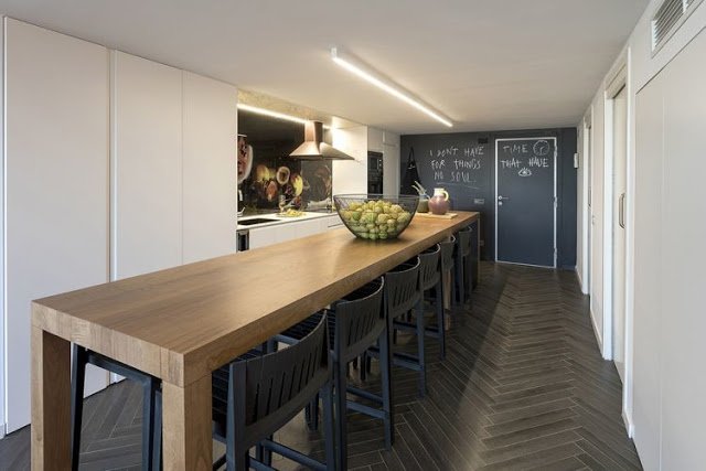 visionmuebles's tweet photo. Grandes ideas decorativas para viviendas estrechas con techos muy elevados
https://t.co/Fv20ve3WFz …
Son muchas las viviendas que tienen disposiciones extrañas o dificultosas para amueblarlas, sin embargo, con la inteligencia de proyectos ...
#decoracion #visionmuebles https://t.co/G7mJ5DNAVl