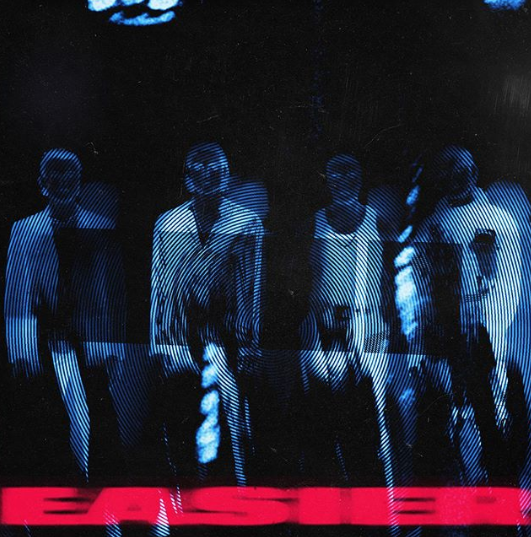 TuMedio's tweet photo. HOY!!!!
5 SECONDS OF SUMMER (@5SOS ) Estreno su nuevo video "Easier" tema con influencias de pop rock, hard rock y más. !!!
#5SOS #5secondsofsummer #5soseasier #EASIER5SOS #EASIER #EasierVideo https://t.co/54cTNJ8NdQ
