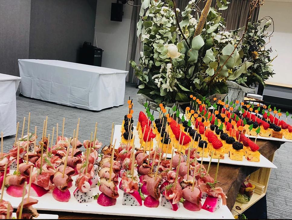 大阪 京都 神戸 東京のおしゃれケータリング キナリケータリング Kinaricatering توییتر