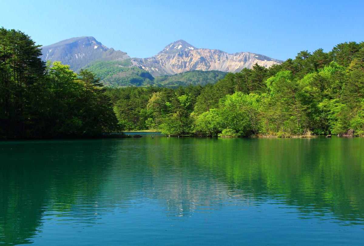時計草 En Twitter 五色沼 毘沙門沼 から見える 新緑と磐梯山が水面に映り綺麗でした 福島県北塩原村 空ネット