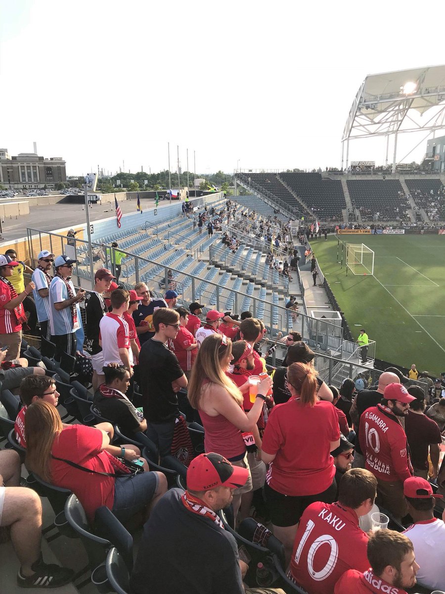VikingArmy_SC's tweet photo. Also, the last time #PhillyIndifferenceWeek happened it looked like this, but by all means dog on us.. because you’re not in a glass house at all #RBNY https://t.co/lK3nJZg8Mv