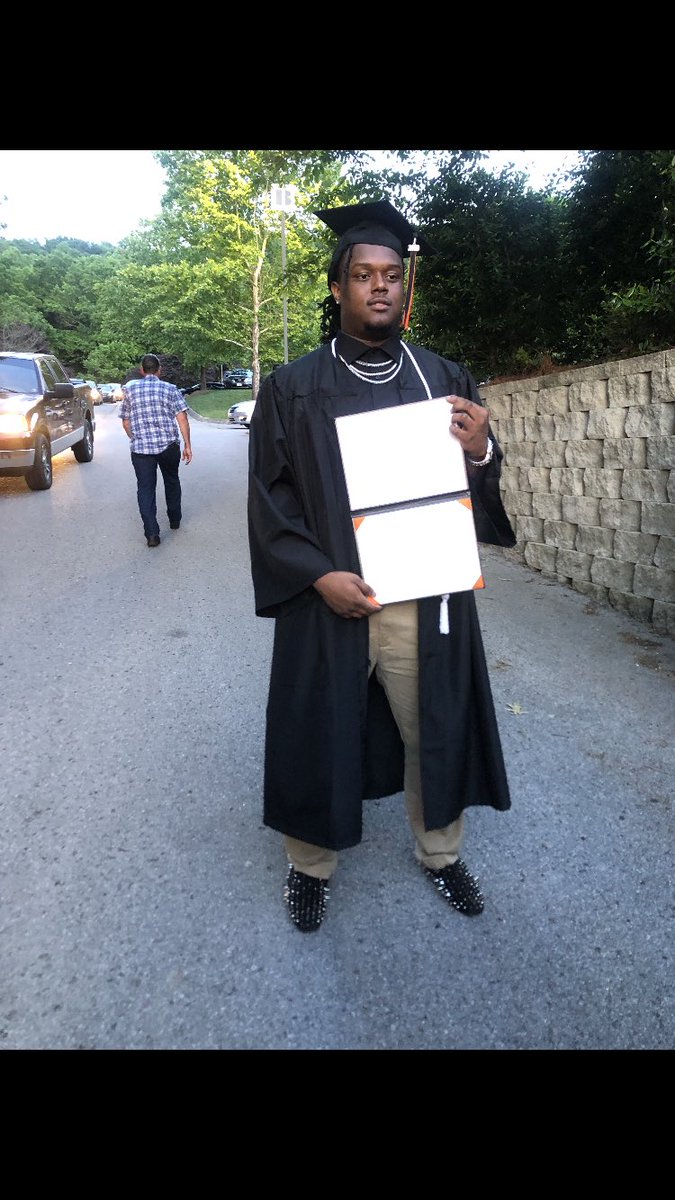 Dee 🕺🏾 tweet media