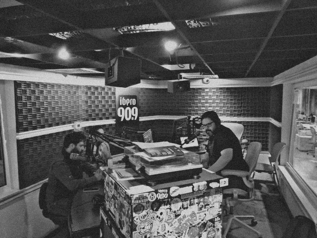 Ya estamos en vivaldi!!!

Follow ahora a: <a href="/Apparatus909/">Apparatus</a> <a href="/nose_quemadres/">jorge h</a> <a href="/Ibero909FM/">Ibero 90.9 FM</a>