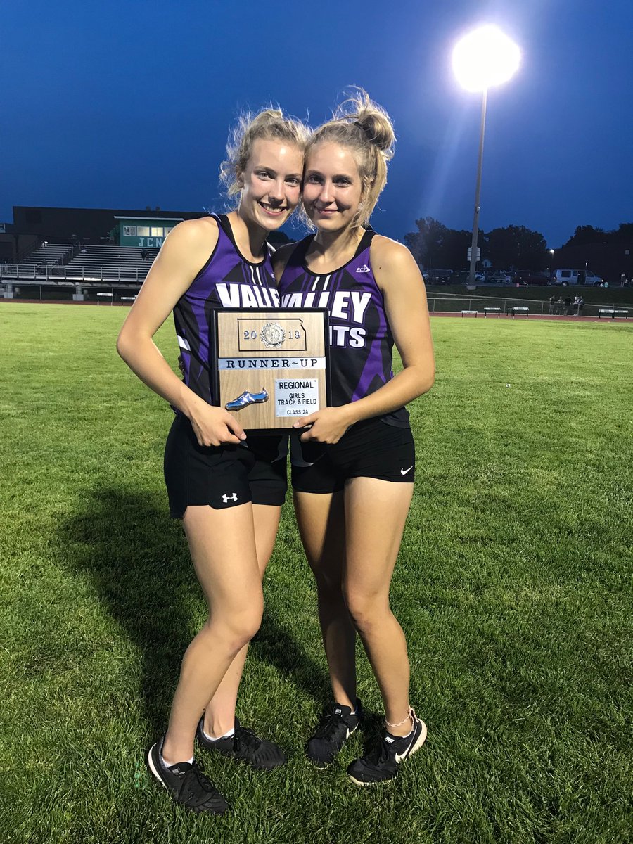 thundercats2020's tweet photo. Good luck at State to Valley Heights Mustang ⁦@sam_vermetten⁩!! She will be competing in the 800, 1600 and the 4x800. #wheatstateelite https://t.co/tMtAjhjQOQ