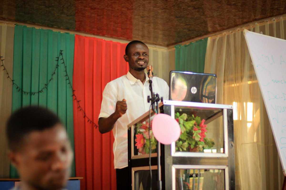TOCHUKWUOBIEKW3's tweet photo. Today, I will be celebrating, and discussing issues of #COMMUNICATIONANDMENTORSHIP with teachers who have been distinguished as mentors. I was made better and brought up by a teacher and have been living the life of a teacher
#connecttodeliver
#InnovativeVolunteerism
#leadership https://t.co/HDPF2KP6wU