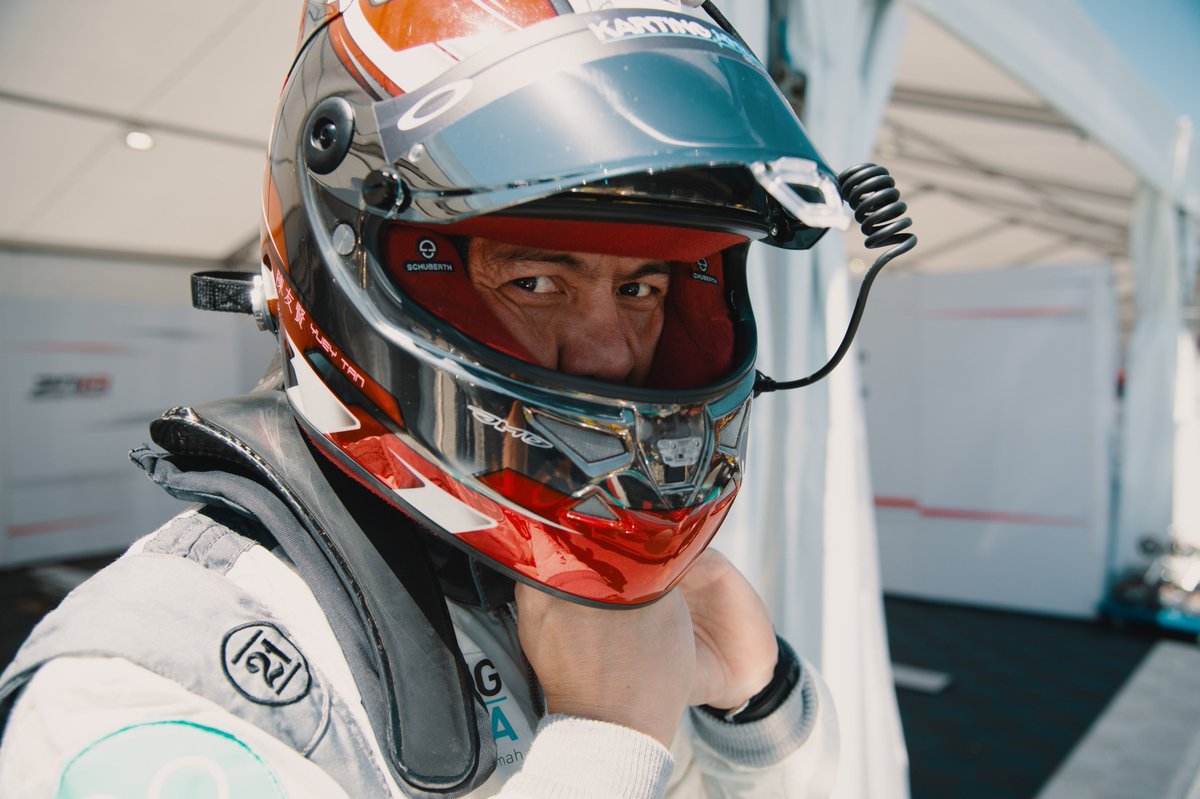 carreracupasia's tweet photo. Our first-ever official practice at the @suzuka_circuit saw incredible speed and skill from across our Pro and Pro-Am drivers. @will_bamber of #TeamGiltrapGroup and @Yuey_Tan of #NovuRacing set the fastest laps in their class. #CarreraCupAsia https://t.co/hp145iRKYy