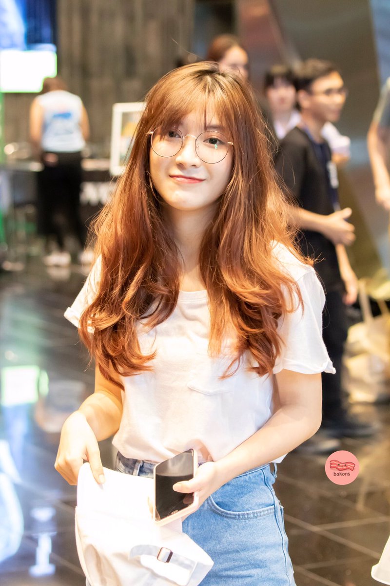 bakons2's tweet photo. ตะเร้กแอบแซ่บ😳❤️

@alexiscmcafe 
#alexiscmcafe
#cmcafe https://t.co/AxndqrKmzM