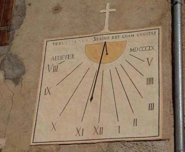 Matematiksel on Twitter: ""Roma Dönemi bir güneş saatinin ...