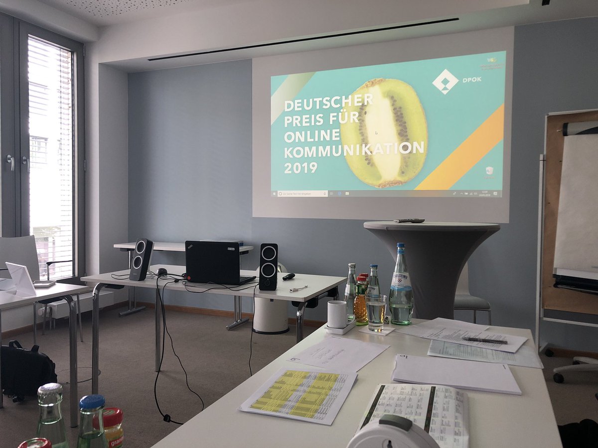 fsielaff's tweet photo. Kurz durchatmen... dann gehts weiter mit dem #DPOK noch 14 Pitches https://t.co/eNTGeSYj4a