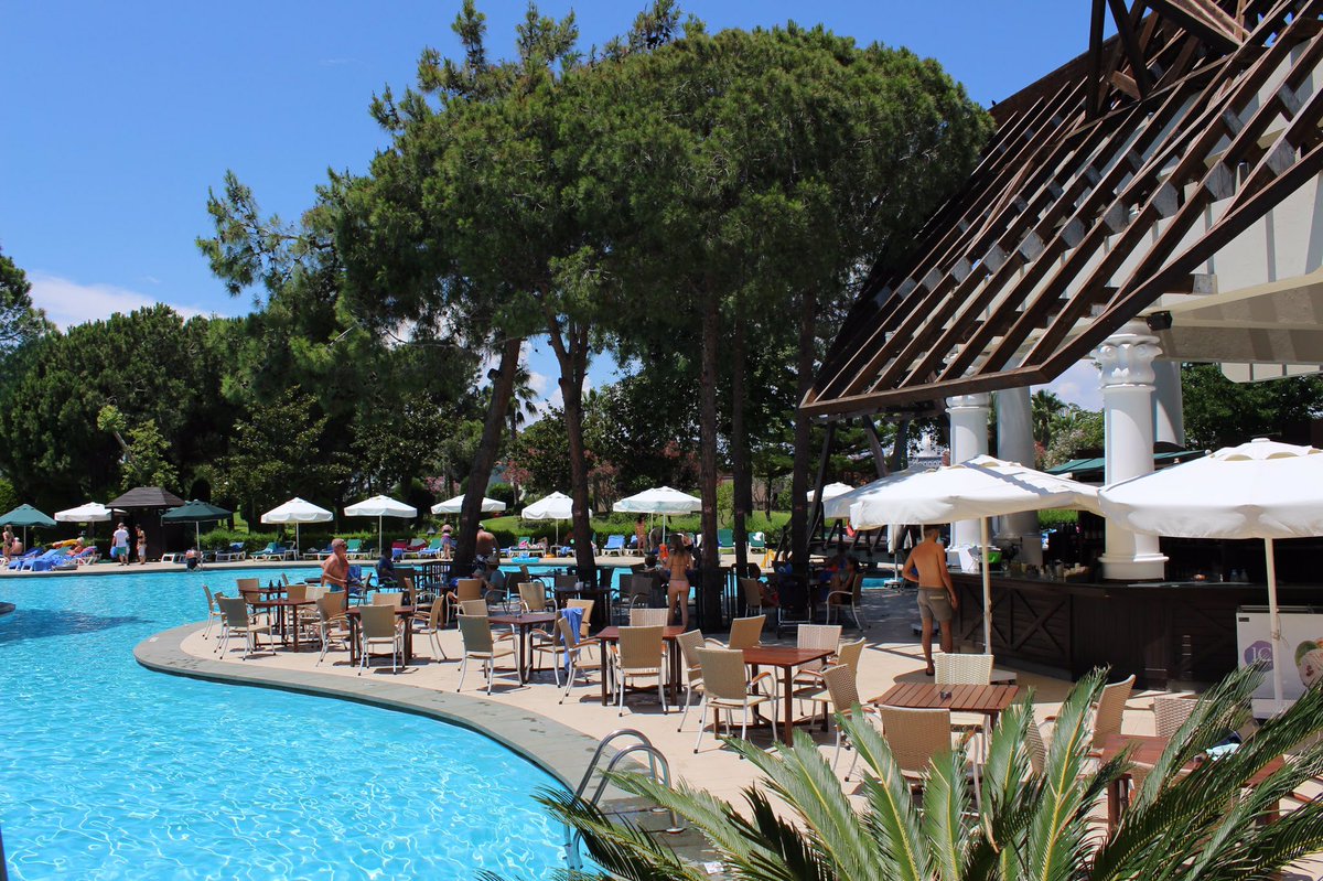 ichotels's tweet photo. As green as #perfectnature and as funny as #wonderworld 🌸
Kusursuz bir #doğaharikası gibi #yeşil 🌿 #harikalardiyarı gibi #eğlenceli ✨
#hinature #hiholiday #ichotels #antalya #bestdestination #travel #summer #holiday #tatil #urlaub #vakantie #family #aquapark https://t.co/lGqlcHyjAa