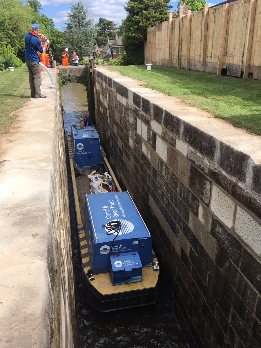 JohnPAckroyd's tweet photo. Marple Lock 11: Fantastic achievement: lock rebuild now complete and work boat passing through. Marple flight will be back open this afternoon!😀 Thanks to @kiergroup who did the construction work .@CRTNorthWest https://t.co/DVq5DndP8q