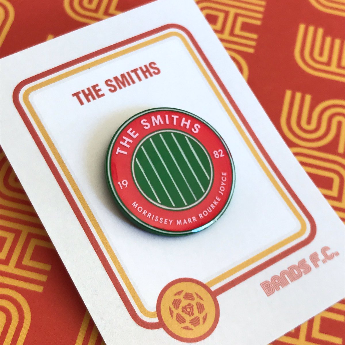 _Bands_FC's tweet photo. Retweet to win one of our beautiful Smiths enamel badges. Winner chosen at random at 10pm on Saturday https://t.co/91I46eVfaS
