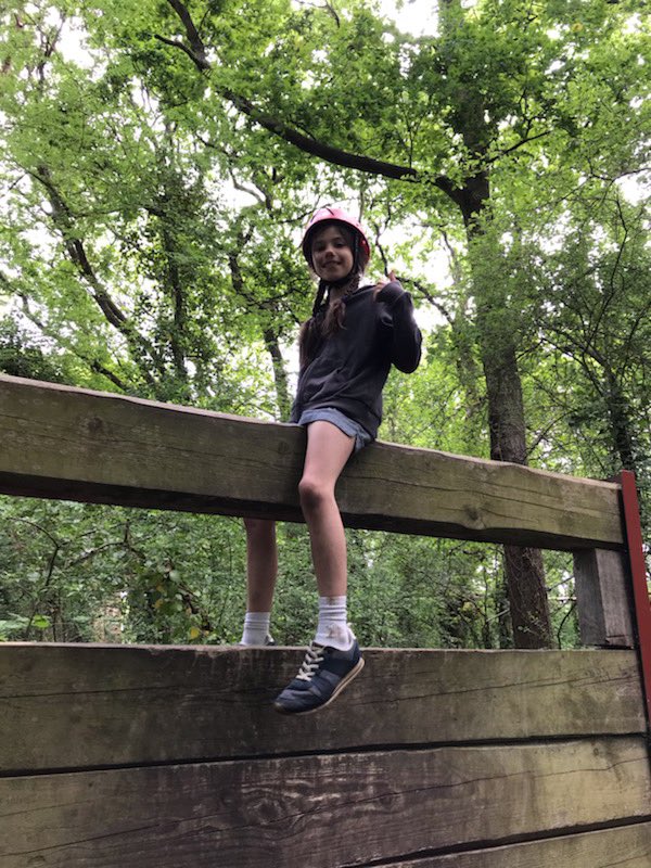 DunhurstCamps's tweet photo. G1D on the obstacle course part 2 @DunhurstCamps #Group1 https://t.co/27O2ZetBhP