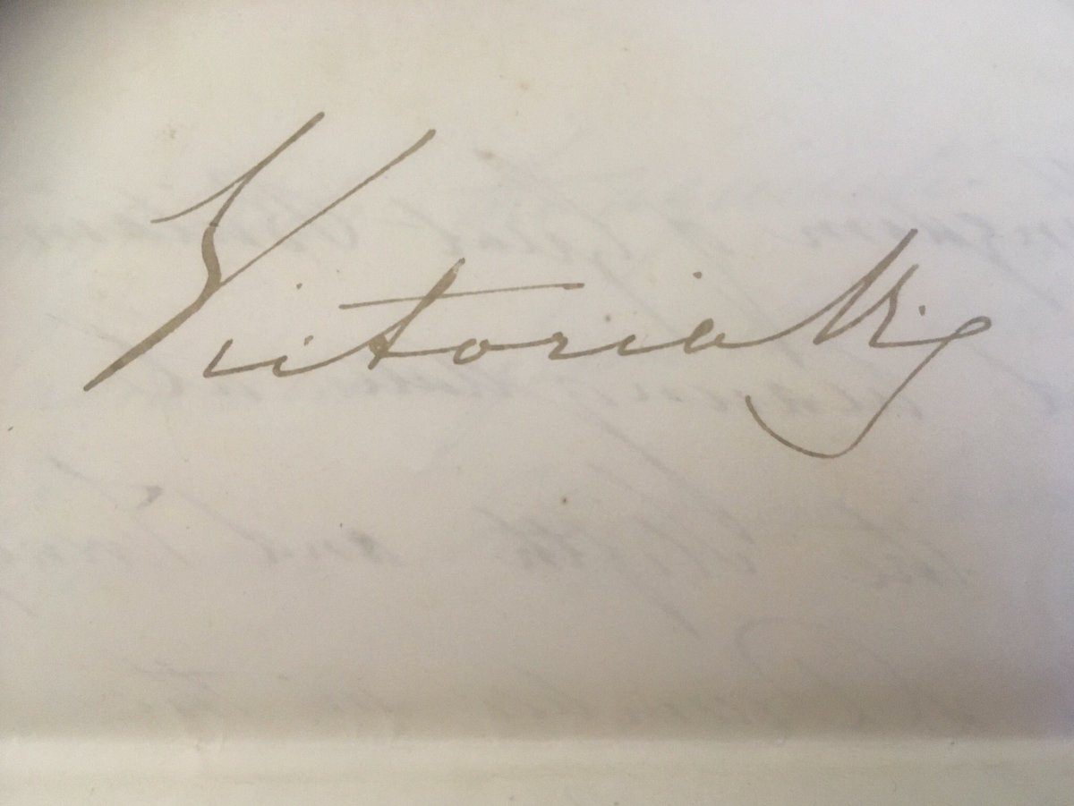 UshawLibrary's tweet photo. On 18th February 1840 this warrant, signed by Queen Victoria (at the top), gave Ushaw College permission to issue certificates to candidates for degrees at the new non-sectarian University of London. #QueenVictoria #QueenVictoria200 @ushawcollege https://t.co/ZhYJRC6QgS