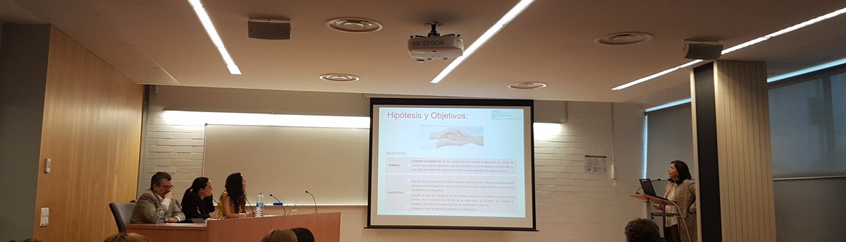 jmvelascob's tweet photo. El siguiente TFM se centra en el papel de los profesionales de #radiologia en la comunicación del diagnóstico de cáncer de mama.

#MasterHumanizacion #ProyectoHUCI 
@UniBarcelona 
@UB_IL3 https://t.co/l08N2M39rz