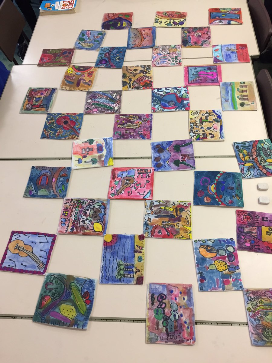 penyrheol2's tweet photo. @penyrheol2 Year 3 experimenting with mixed media inspired by Spain#expressivearts #expressivemarks #expressivedrops #summerholidays #jennychism70 https://t.co/NsZHhEdKE3