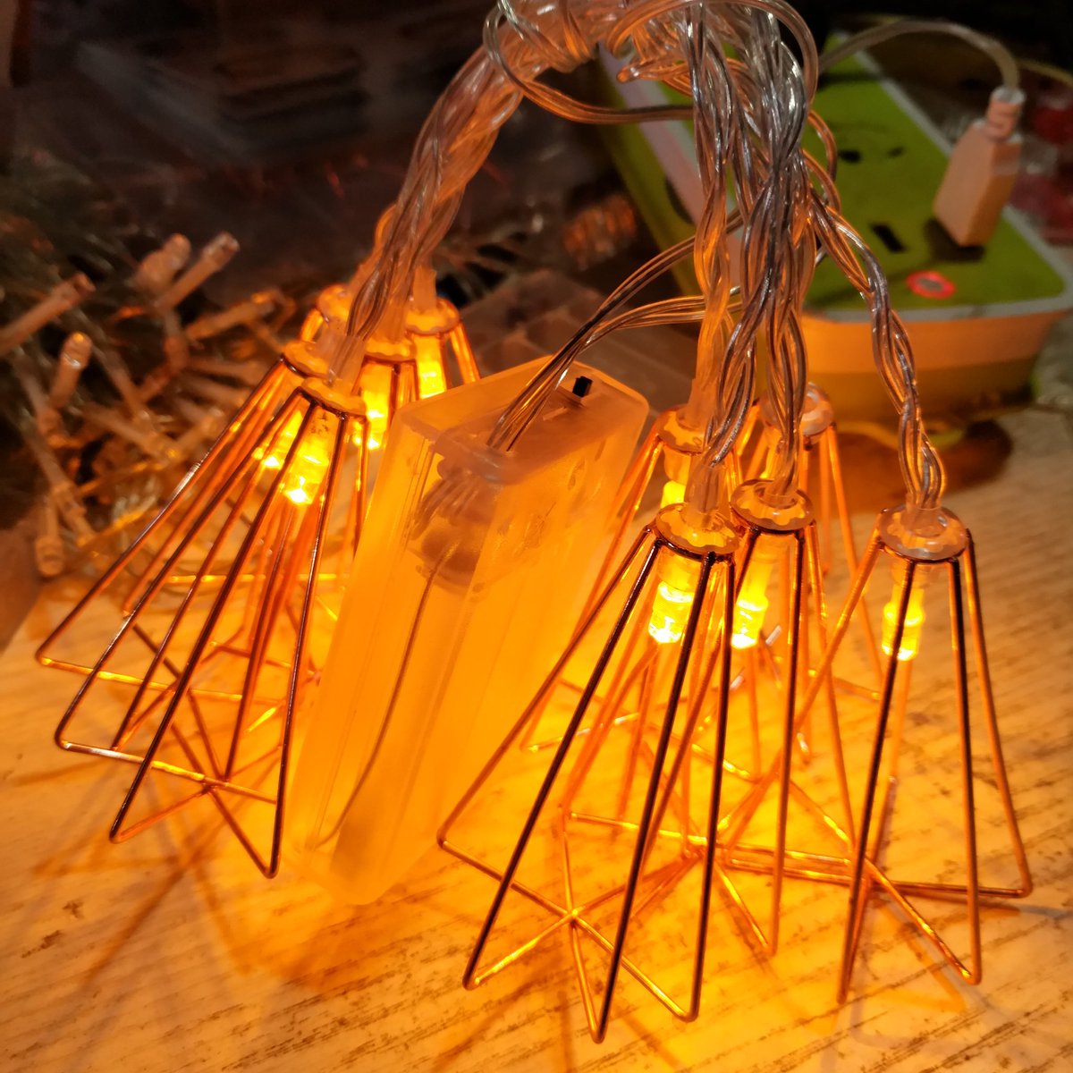 nbakilight's tweet image. #metalcagestringlights #batterystringlights #usbstringlights #homedecorlights #partylights #ledfairylights #Akilight