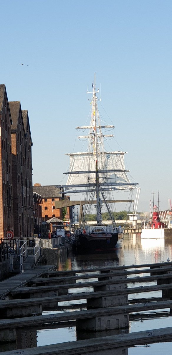 Stunning picture of first #tallshipsfestival @GloucesterCity