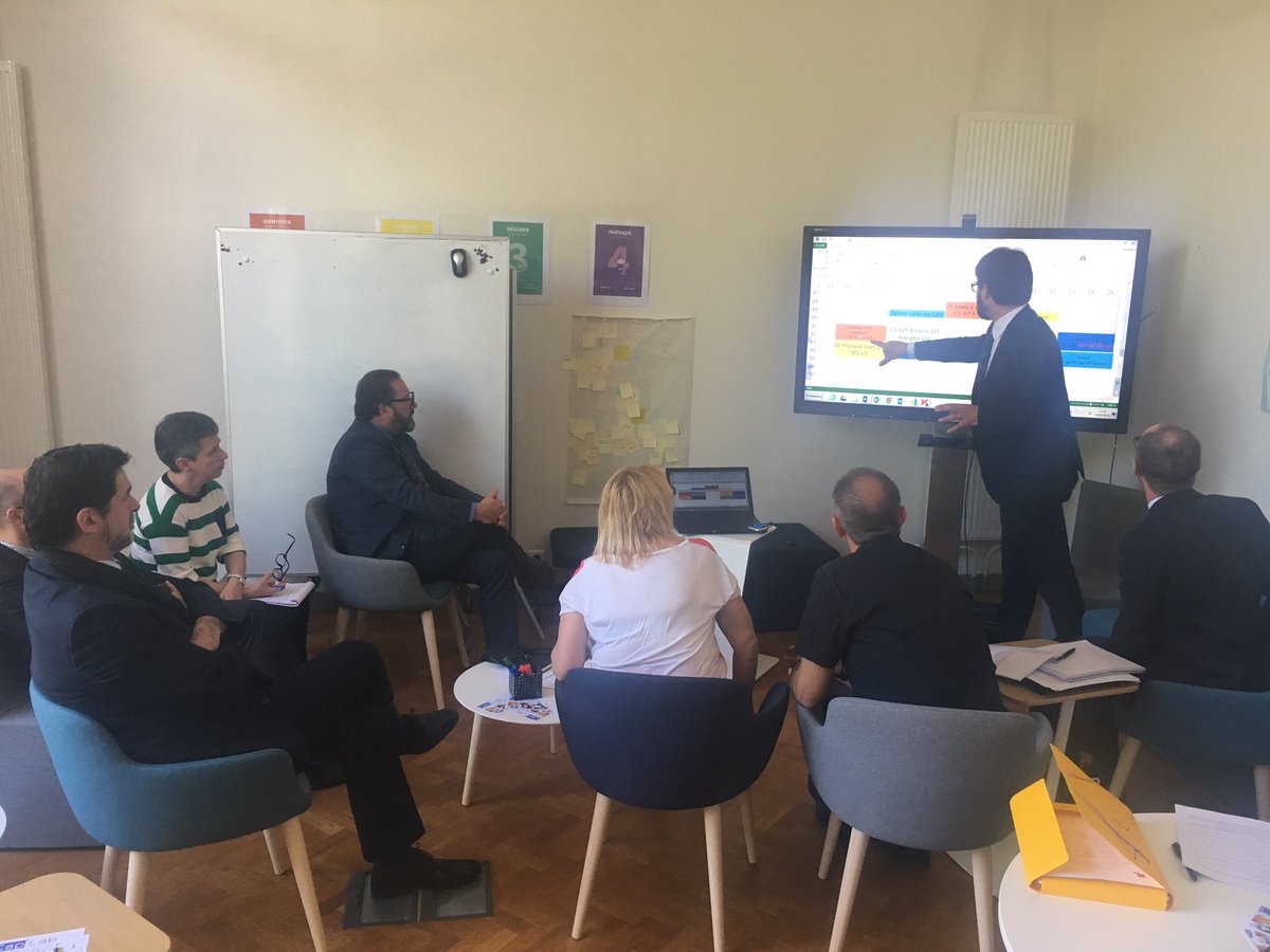 aclimoges's tweet image. #CapLab Réflexion mutualisée, partage d&apos;informations et échanges des chefs d’établissement de l’@aclimoges à #CapLab pour faciliter la mise en oeuvre de la #réforme du #lycée : emplois du temps, nouveau bac... @CardieLimoges