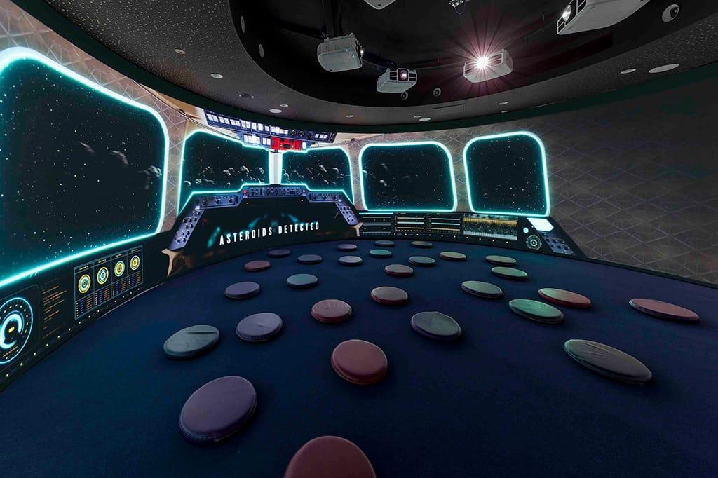 <a href="/CACaburra/">CoomeraAnglicanColle</a> featured in AV Asia Pacific Magazine. 
"Used in conjunction with ImmersaView’s #SimVisual software the projector images are then warped and blended resulting in a #seamless #360degree image across the curved walls."
avapac.net/epson-laser-fi…