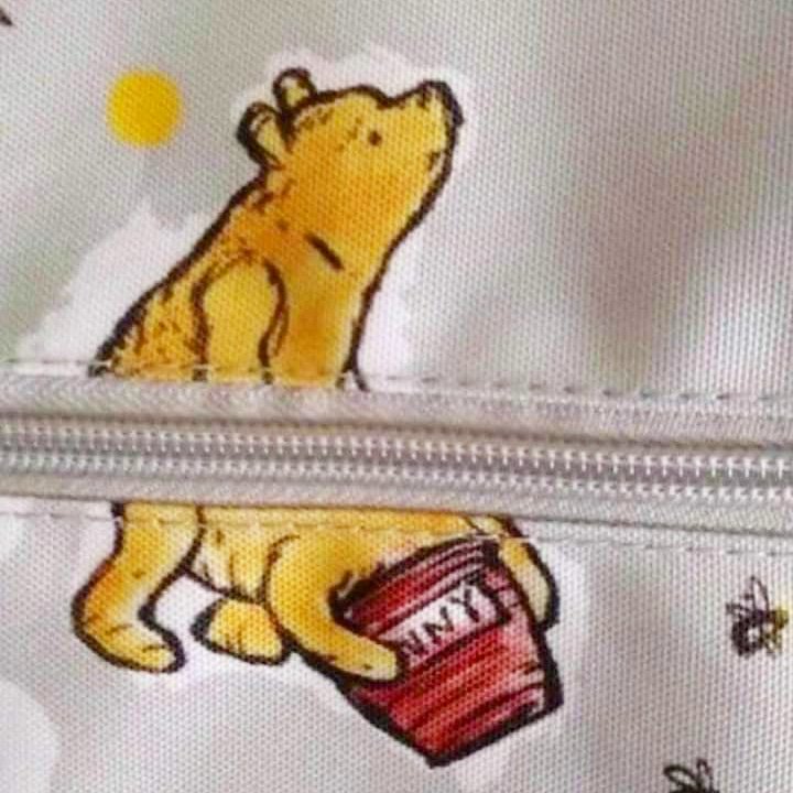 A #lesson in checking if #fabrics are lined up correctly before #sowing

 #sowingmachine #clothes #clothing #winniethepooh #honey #clothes #zip #zipper #handbags #Ruddington #Ruddingtonhumour #Rushcliffe #Ruddygoodlaugh