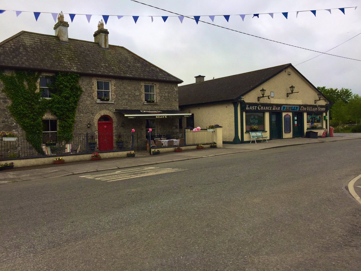trutipp's tweet image. A beautiful day to cast your ballot as voters out early in #Rathcabban #Terryglass &amp;amp; #Lorrha #LocalElections2019