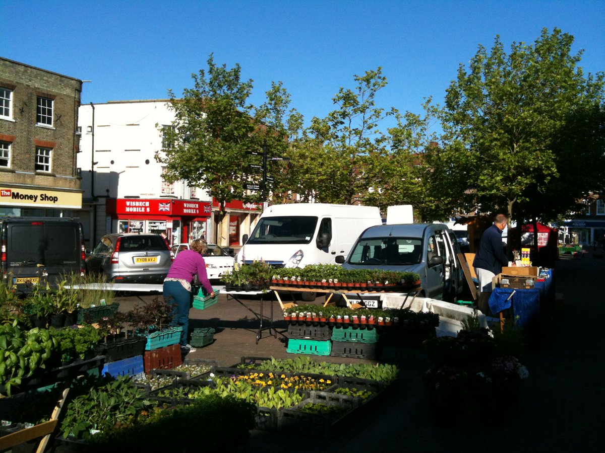 Setting up in the sun and hoping for a good trading day - plenty of plants for food and flowers - herbs, veg and bedding plants from Porter's Nurseries