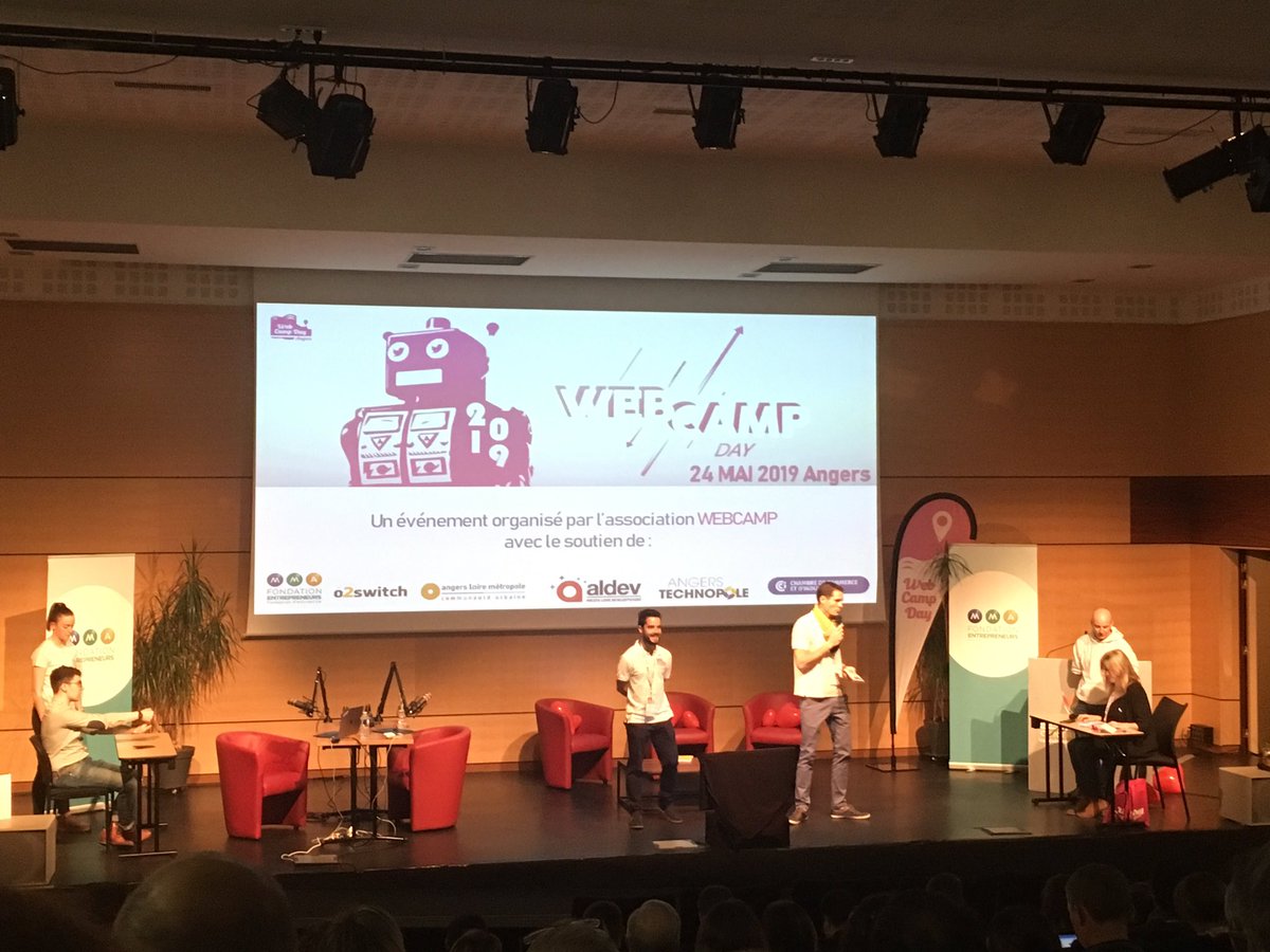 C’est parti pour le <a href="/WebCampDay/">WebCampDay</a> ! 
N’oubliez pas de chercher ce singe 🐵 
La MonkeeTeam est là et à hâte d’échanger avec vous #microlearning #ymkz