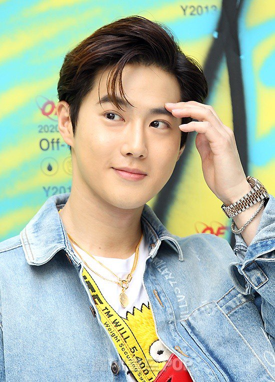 exo_schedules's tweet photo. DAILY #EXO SCHEDULE 🗓 190524 | 24th May 2019

- Off-White "ILLUSTRATIONS" Art Work Show with Virgil Abloh [#SUHO]
  📌 Seoul Freestanding store

#엑소 @weareoneEXO https://t.co/nWXRvfPQeK