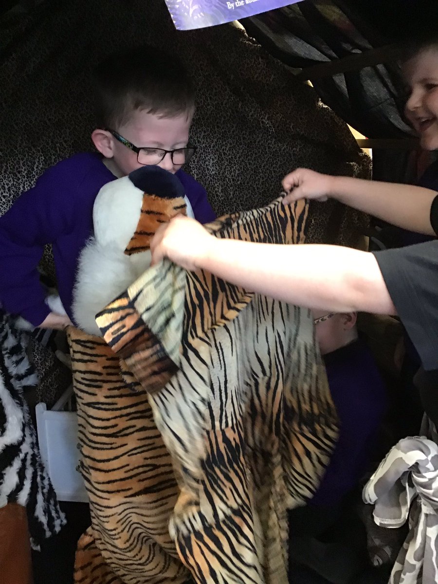 QuayEYFS's tweet image. What a half term! Our core curriculum and talk for writing book has been Stone Age and we have enjoyed every second. From acting out our story, writing Stone Age menus, discovering exciting animals and creating cave paintings and clay huts.#inspiredfromstarttofinish @QuayHead