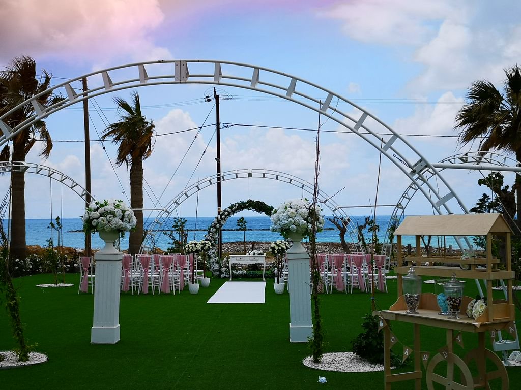 CyprusBus's tweet photo. 🦋 Today a wedding ceremony is happening here! Where is it? Let's see is in the island of love that is happening on the city of Aphrodite - Paphos. 
-
The Secret Sea Garden ceremony venue is ready to welcome the couple. 🦋 https://t.co/i58p4ia0da