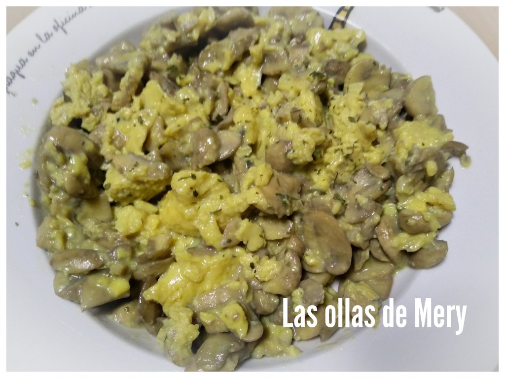 lasollasde's tweet photo. REVUELTO DE CHAMPIÑON EN MAMBO https://t.co/cHt1CUZu6W https://t.co/NNlTWlYz9p