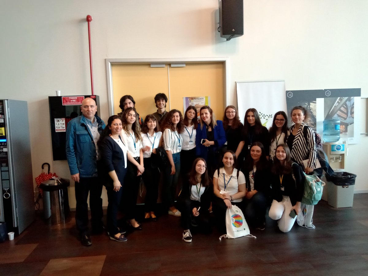 1. Uluslararası Doğa Bilimsel Araştırma Projeleri Öğrenci Kongresi kapsamında Bursa Özlüce Doğa Koleji olarak bilim alanında 7 dalda katılım sağladık. #dogabapkongresi #dogakoleji <a href="/aslihancelik13/">Aslihan Celik</a> <a href="/KilicozMuhammet/">Muhammet Kılıçöz</a>