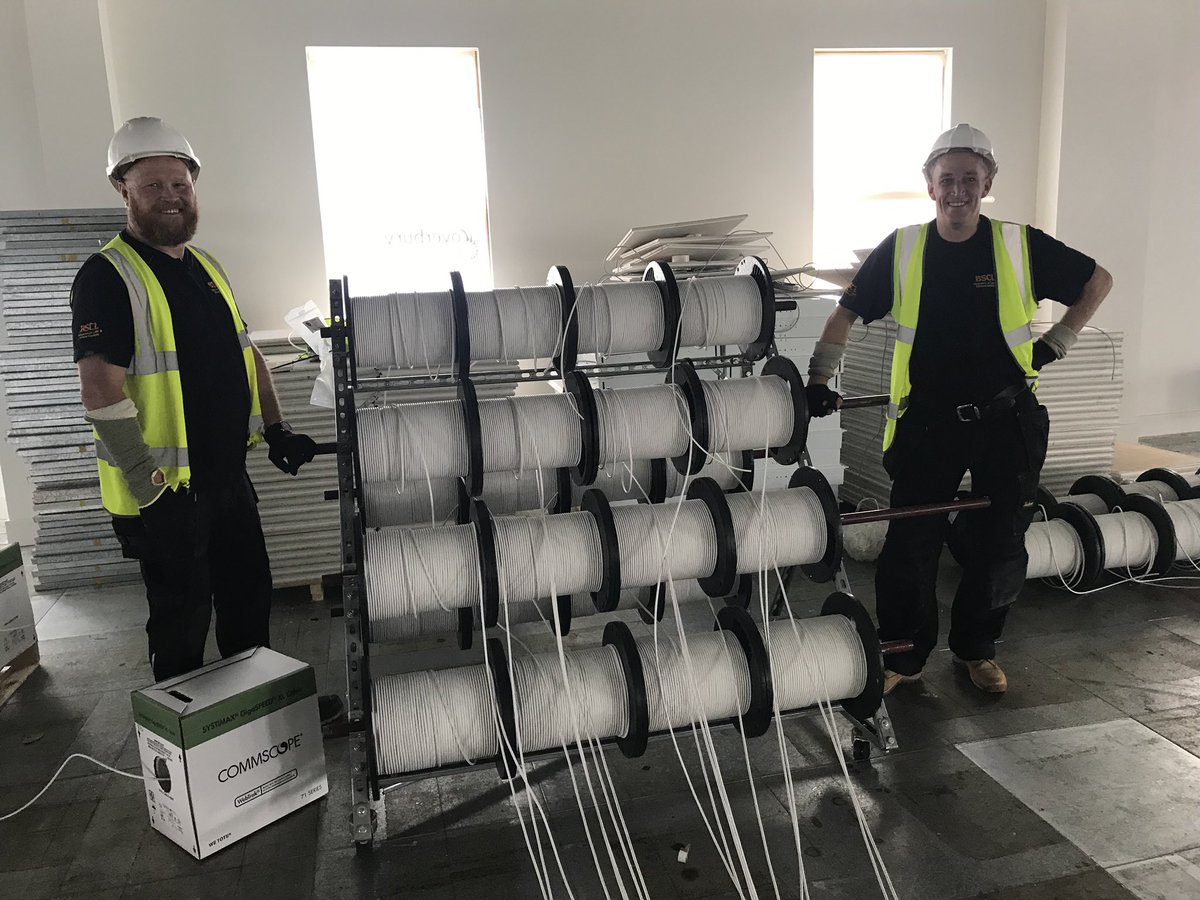 BSCLltd's tweet image. One of our engineers has designed and created his own cable drum rack which holds a maximum of 24 cable drums at once. This means a full panel loom can be installed in just one pull, enabling them to work efficiently and minimise cable waste. 
#datacentre  #RunsOnCommScope