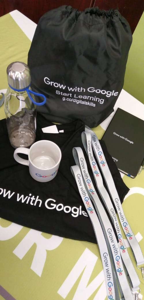 ThinkCareer2's tweet photo. Getting ready @ Stanza Bopape Community Library in Mamelodi #thinkcareerdevelopment #Masterclasses #GoogDigitalSkillsa https://t.co/hMA0M62MB9