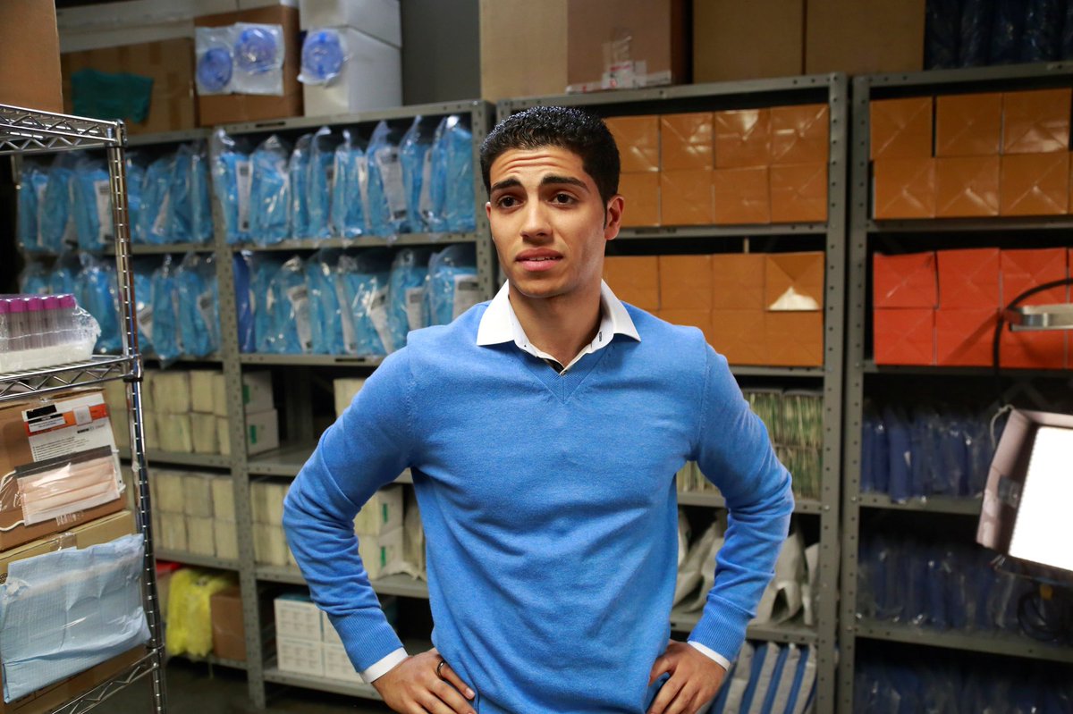 fcvritecrimes's tweet image. Okay, everyone is super is love with  @MenaMassoud after #Aladdin, but do anyone remember when he was on Teen Nick’s tv show, Open Heart?