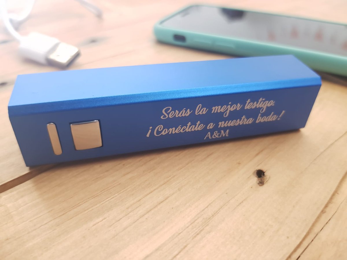 alabrisa's tweet photo. Comenzamos el viernes con energía, la suficiente para afrontar un fin de semana lleno de bodas y comuniones. A por el finde 💪💪💪.
.
.
.
#Alabrisate #PowerBank #Regalos #Energia #Bodas #Testigos #RegalosParaTestigos #TestigosDeBodas #WeddingPlanner #Wedding. https://t.co/Da9CRnUAbU