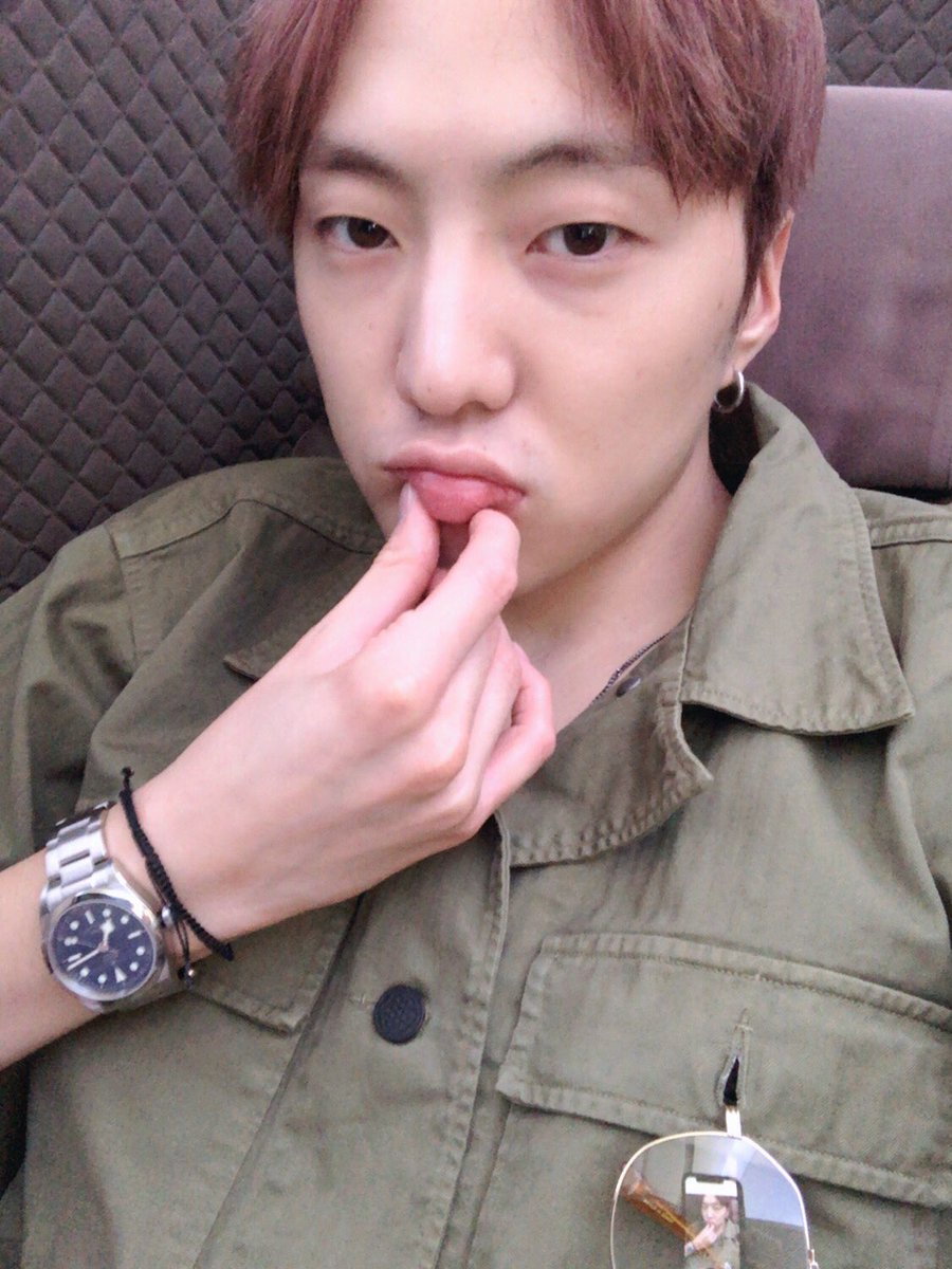 official_yoon_ tweet picture