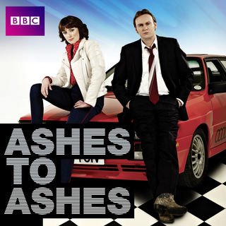 ALarigaudrieBFM's tweet photo. @MlleDonut "Life On Mars" + "Ashes To Ashes" 🇬🇧 #BOTwitter https://t.co/i5yOMprLi0