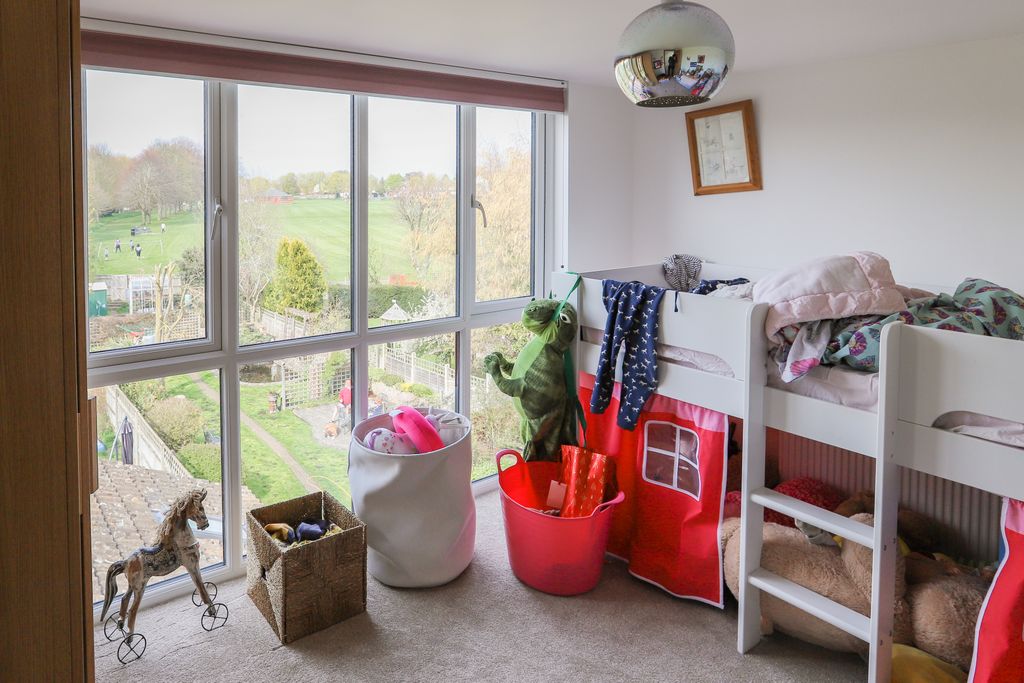 ArchitectsLeap's tweet image. Converting your loft is a really cost effective way to extend your home - and can create some architectural drama too. Here&apos;s one we&apos;ve recently finished #extendyourhome #loftconversion #localarchitect