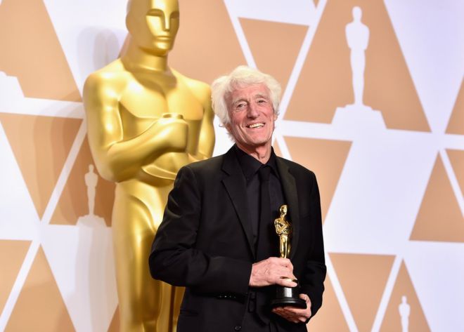 Happy birthday to master cinematographer, Roger Deakins! 