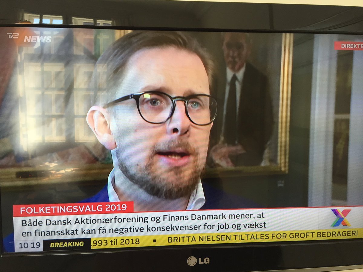 LineErnlund's tweet photo. Det her forslag er til skade for Danmark og dansk økonomi. Den udgift bliver kastet direkte i hovedet på danske lønmodtagere @SimonEmilAmmitz om de @radikale kovending på finansskat #dkpol #dkmedier #FV19 https://t.co/Cf5JI7cGLj