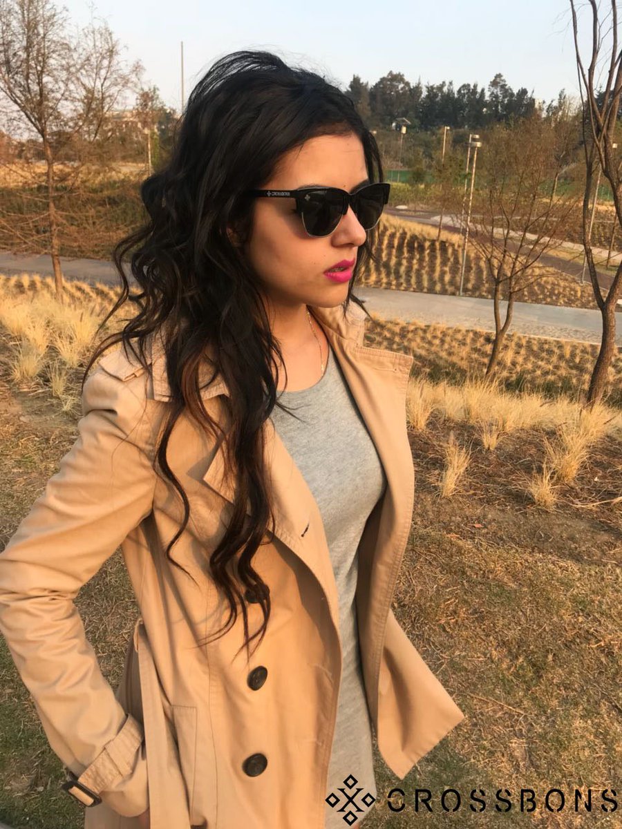 thecrossbons's tweet photo. Cada uno tiene su historia, vive la tuya con Crossbons.🆒‼️
Se acerca el verano no te quedes sin ellas.🕶️💥
#crossbons #style #summerplease #urbanstyle #gafasdesol #Sunglasses #moda
#modaurbana https://t.co/zJAe5q8noV