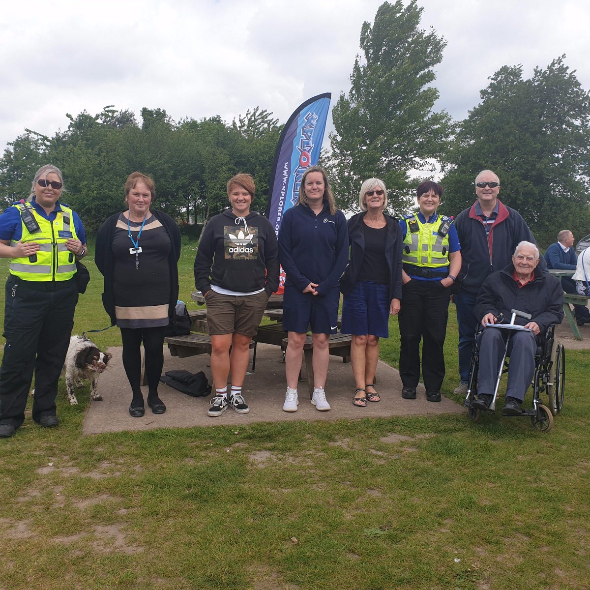 CannockPolice's tweet photo. PCSO Baggott and Wilis today at Chasewater raising awarenesss for Dementia action week with freedom leisure. Come along for the Explorer dementia friendly walk around chase water country park. #Dementiafriends #walkfor health #livingwithdementia #communitypartnerships. https://t.co/YXrd8fLlkH