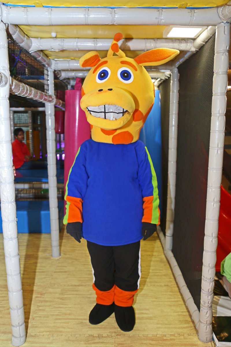 Tumble_House's tweet photo. World's big tower themed birthday party celebration's at Tumble House, Defence Colony.
#tumblehouse #defencecolony #birthday #Party #kids #celebration #bigtower #fun #themebirthdayparty #bestdecoration #activities https://t.co/33CRGLv261